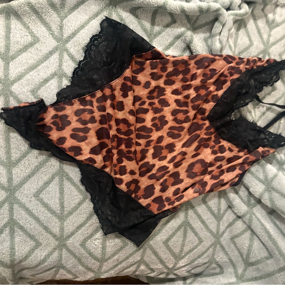 Leopard Print Lace Trim Chemise